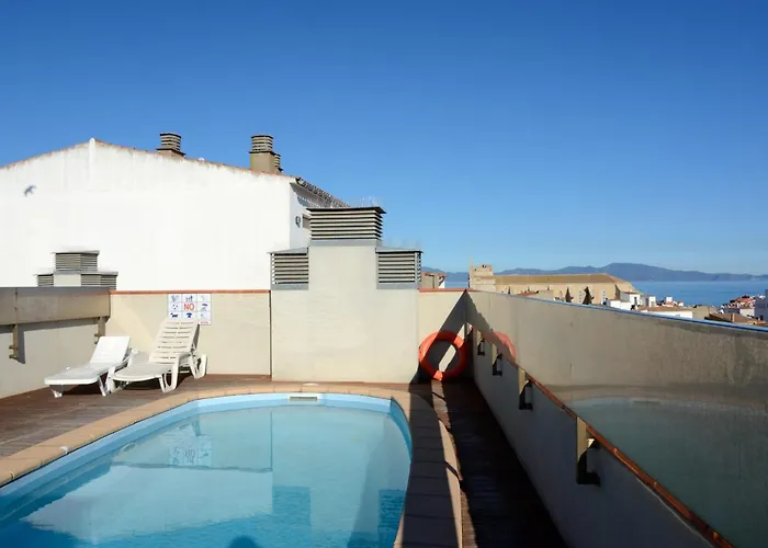 Mestral 1-4 * L' Escala